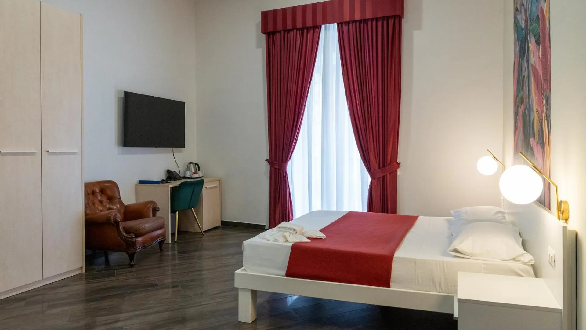 Hotel San Michele Неаполь 4*,