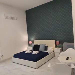  Bed and breakfast Domus Luigi Leone Ii
