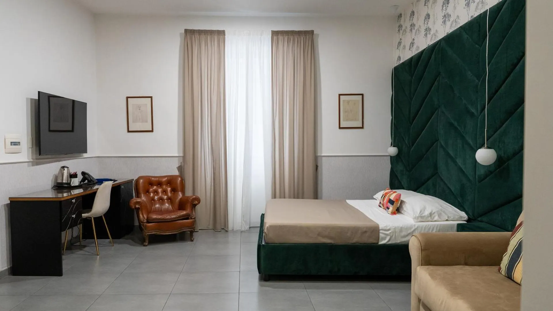 ****  Hotel San Michele Nápoles Italia